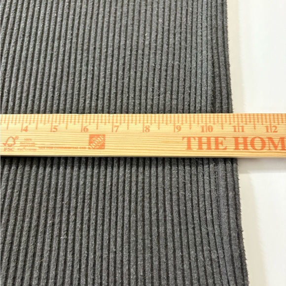 Velvet by Graham & Spencer Soft Gray Wide Leg Ribbed Knit Pants, Slash Pockets. - Picture 8 of 15